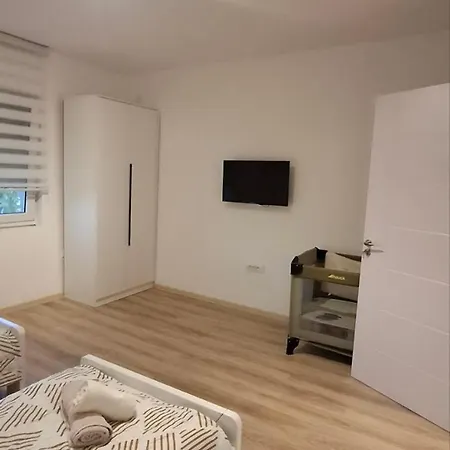 Guest house Marija 3*